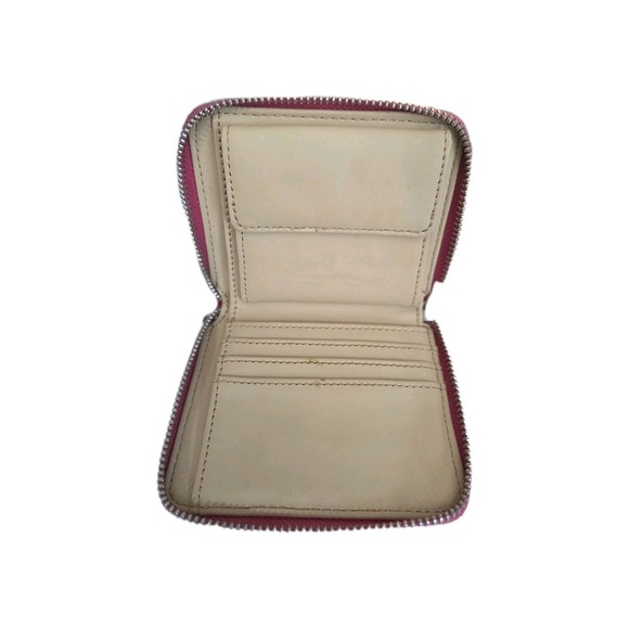 Guess  Womens Hot Pink Zip Around Wallet  4.5"X 4" - Picture 3 of 5